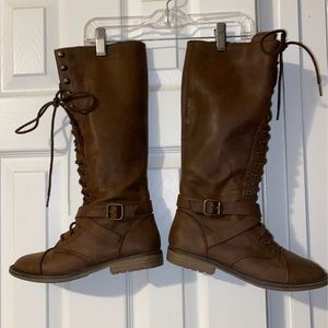 Brown boots